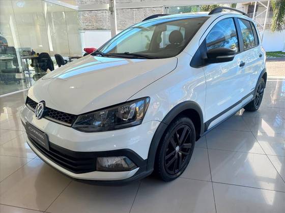 VOLKSWAGEN FOX 1.6 MSI TOTAL FLEX XTREME 4P MANUAL VOLKSWAGEN FOX 1.6 MSI TOTAL FLEX XTREME 4P MANUAL